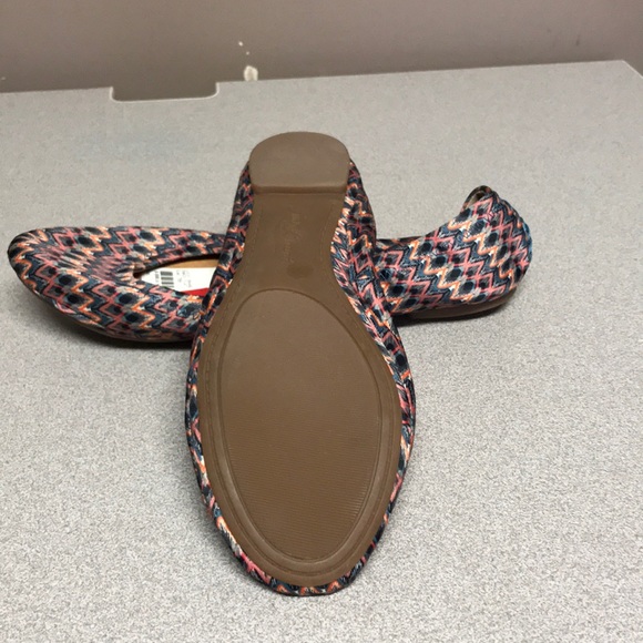 Flats - Picture 2 of 2